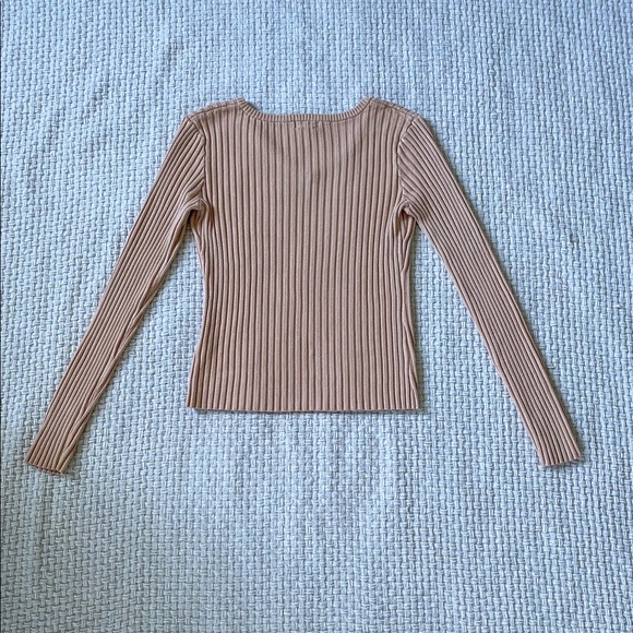 SOLD Bebe Sweater - Picture 3 of 4
